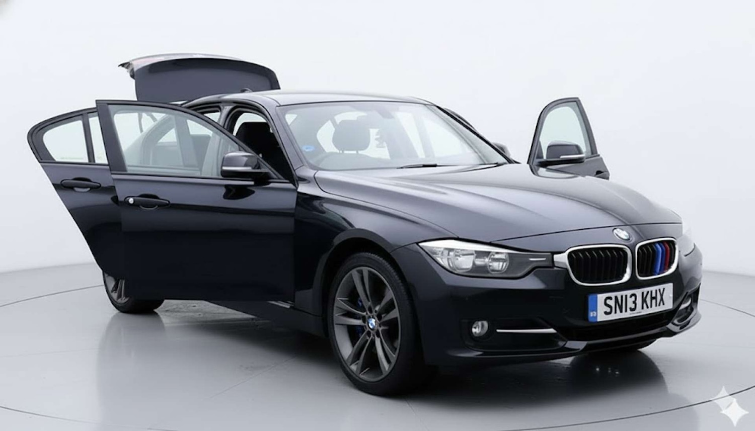 Used BMW 3 Series 2013 for sale - 77086091: Photo 2