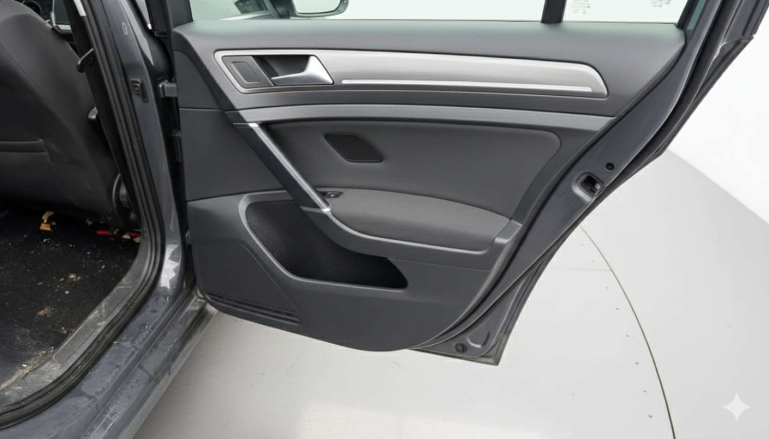 Used Volkswagen Golf 2013 for sale - 77535051: Photo 24