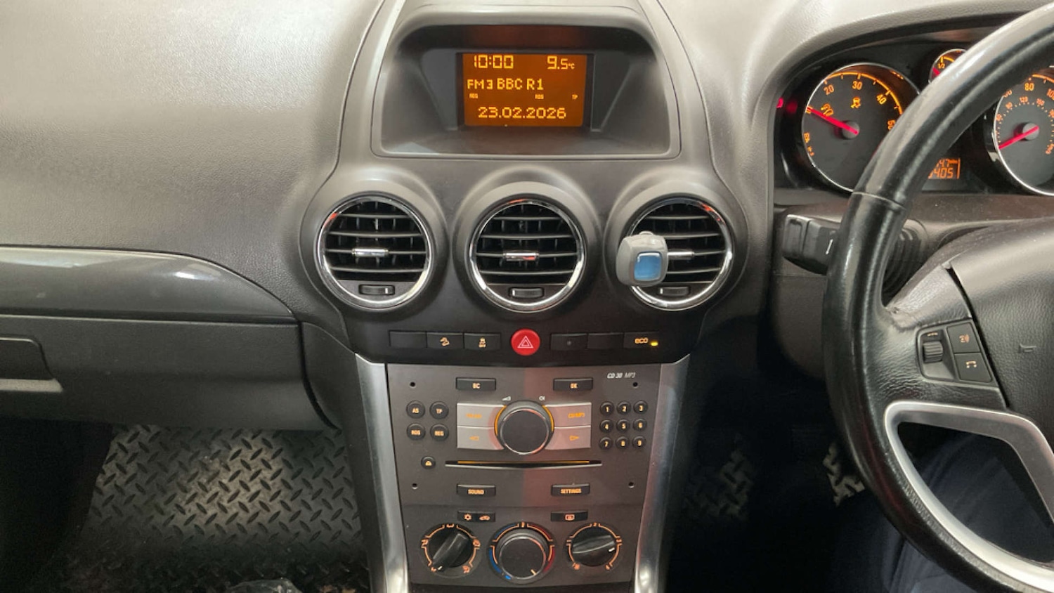 Used Vauxhall Antara 2012 for sale - 77775415: Photo 8