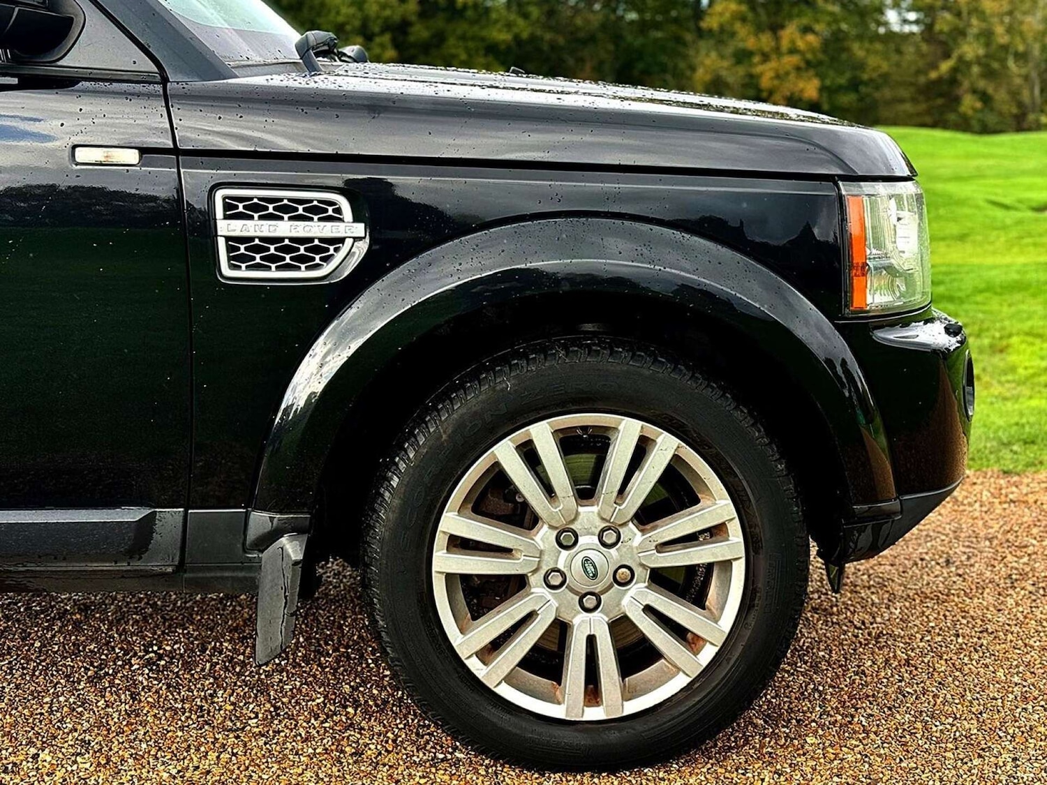 Used Land Rover Discovery 2010 for sale - 76602130: Photo 10