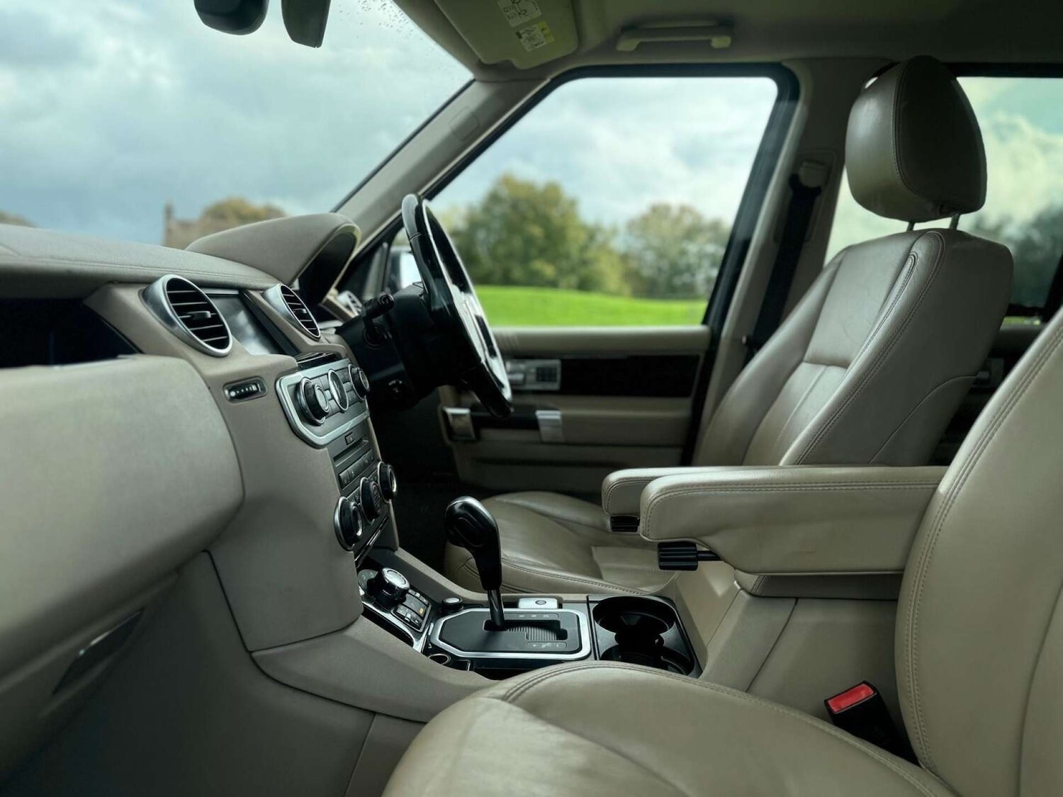 Used Land Rover Discovery 2010 for sale - 76602130: Photo 33