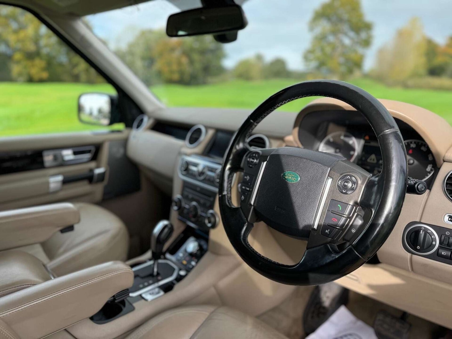 Used Land Rover Discovery 2010 for sale - 76602130: Photo 5