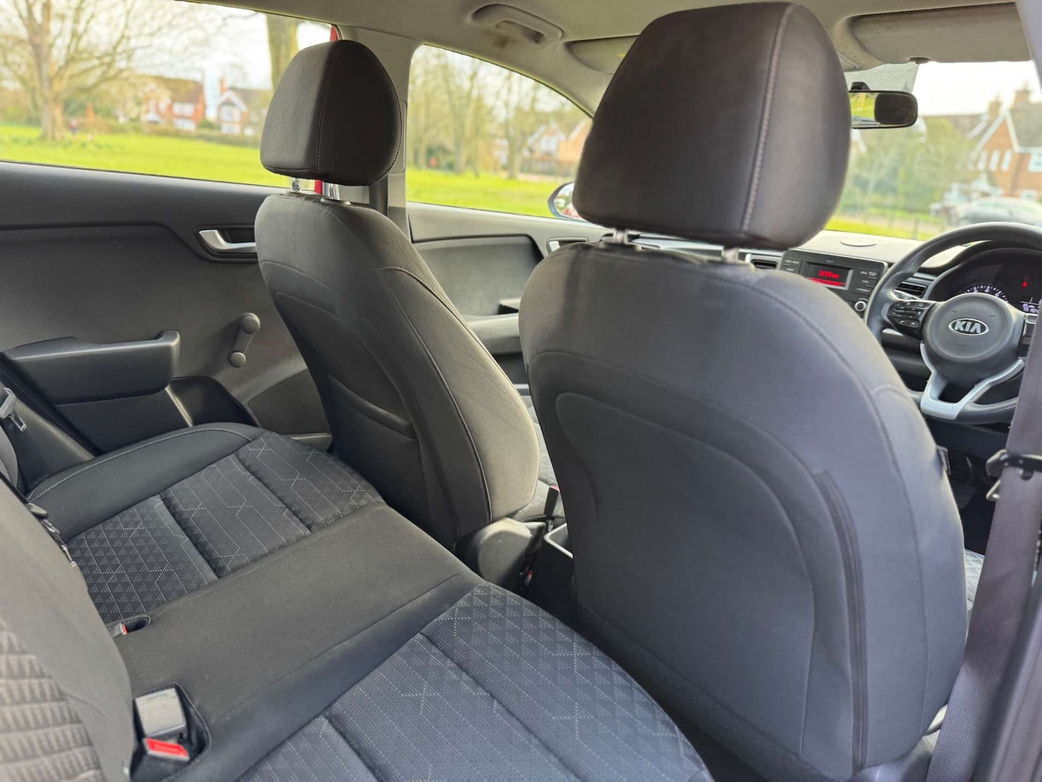 Used Kia Rio 2019 for sale - 76601401: Photo 31