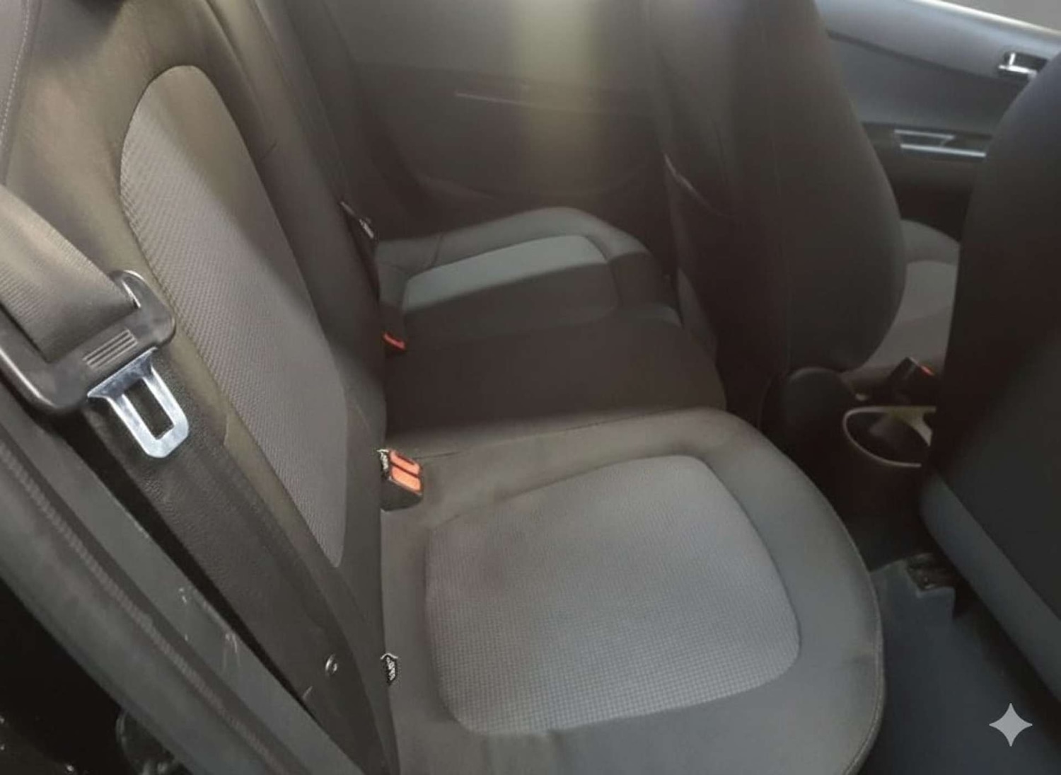 Used Hyundai i20 2012 for sale - 77434672: Photo 9