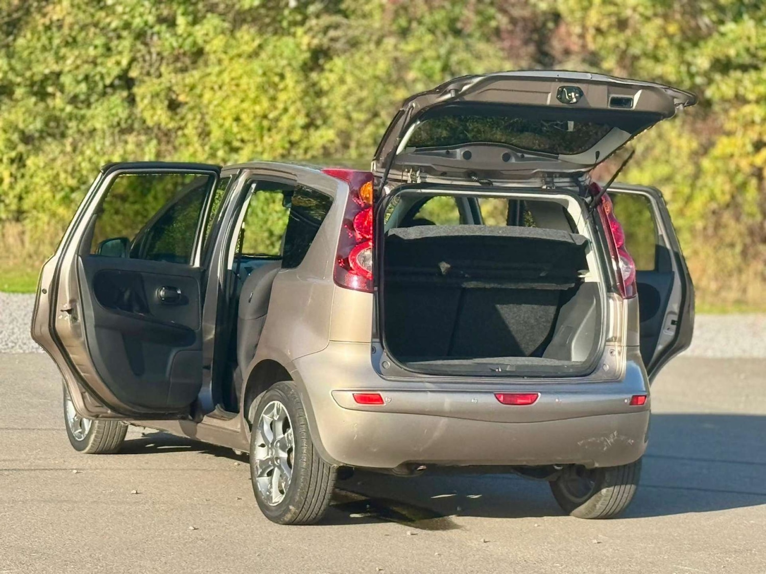 Used Nissan Note 2011 for sale - 77039150: Photo 6