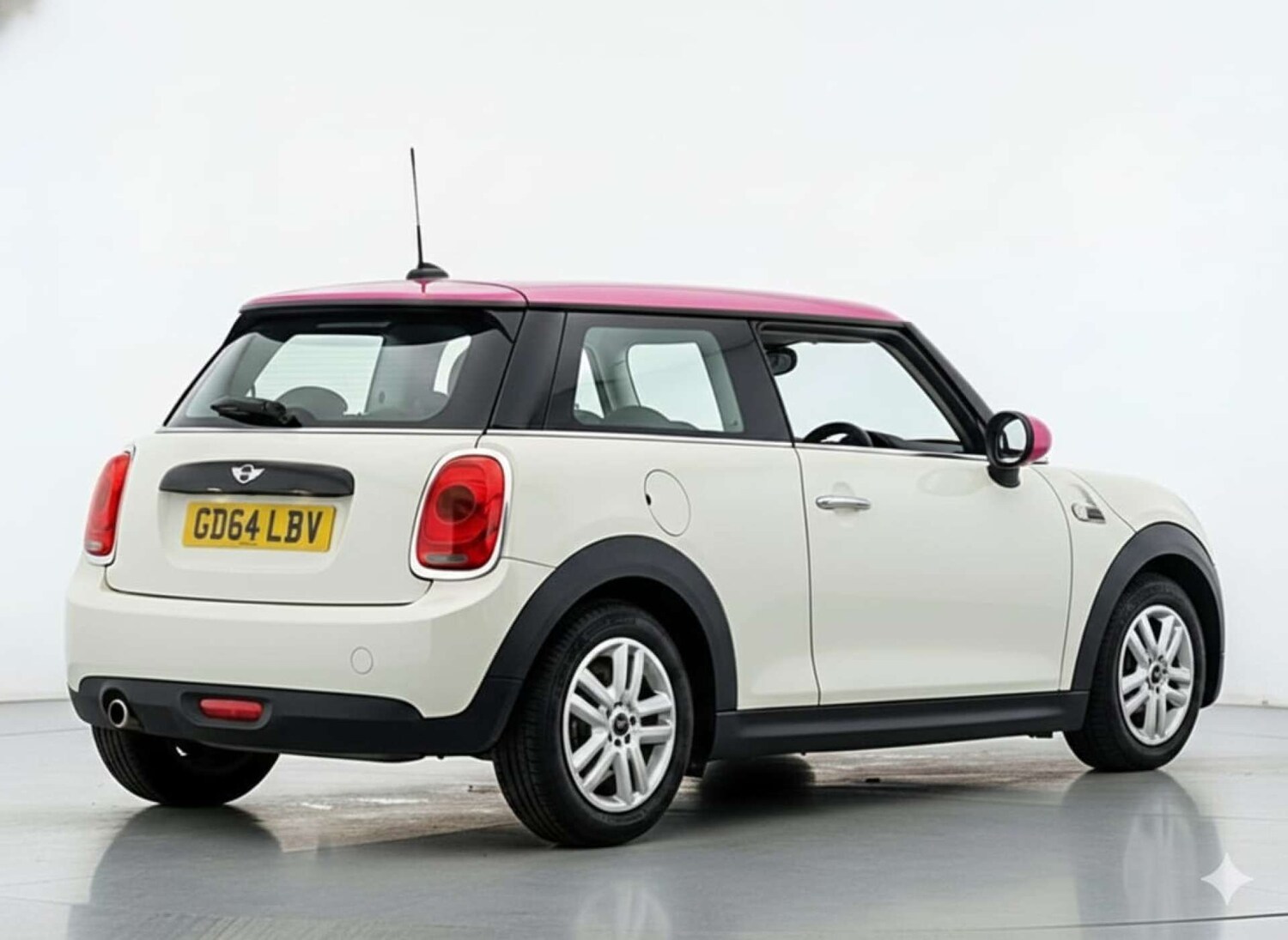 Used MINI Hatch 2015 for sale - 76601757: Photo 51