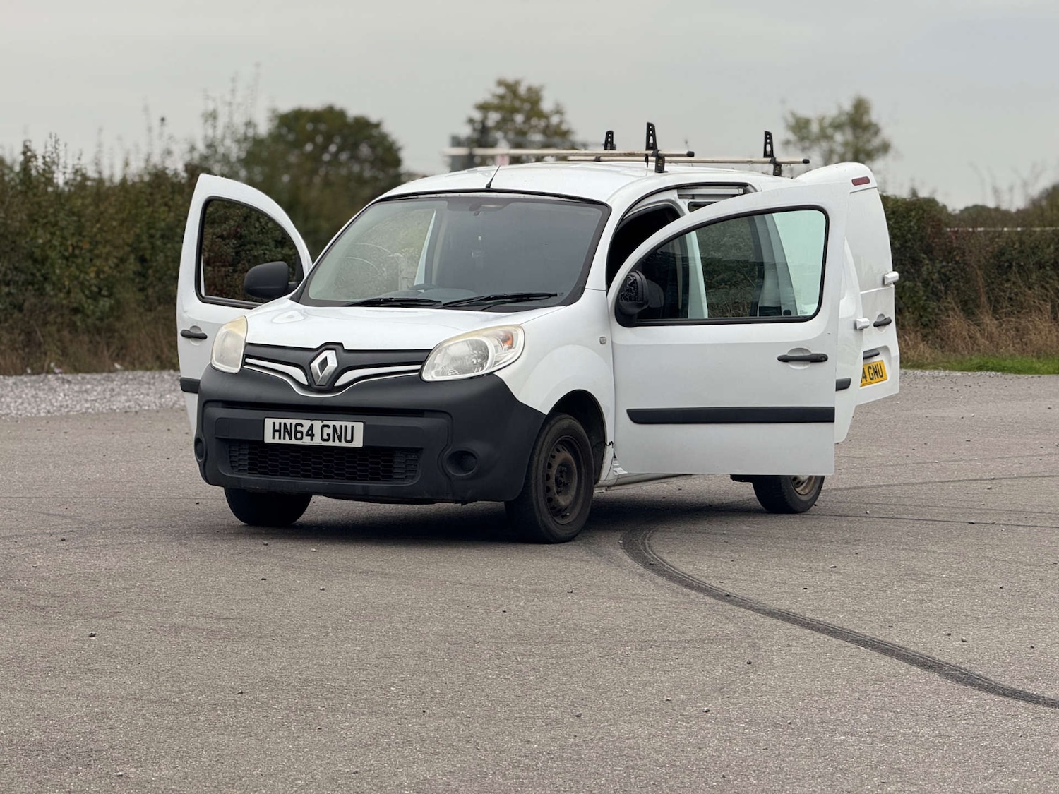 Used Renault Kangoo 2014 for sale - 76347360: Photo 3