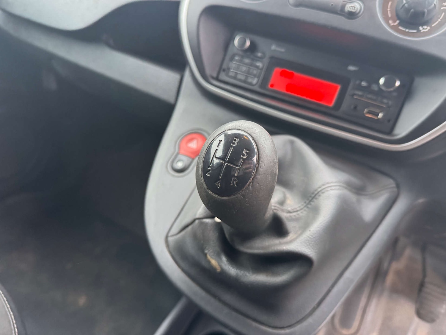 Used Renault Kangoo 2014 for sale - 76347360: Photo 6