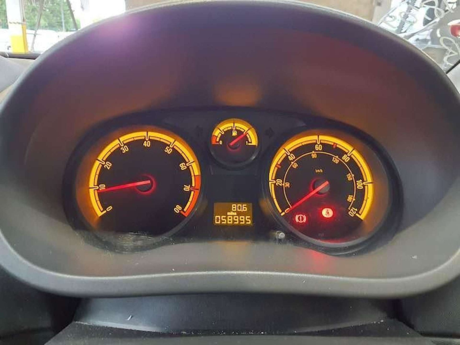 Used Vauxhall Corsa 2012 for sale - 76600692: Photo 5