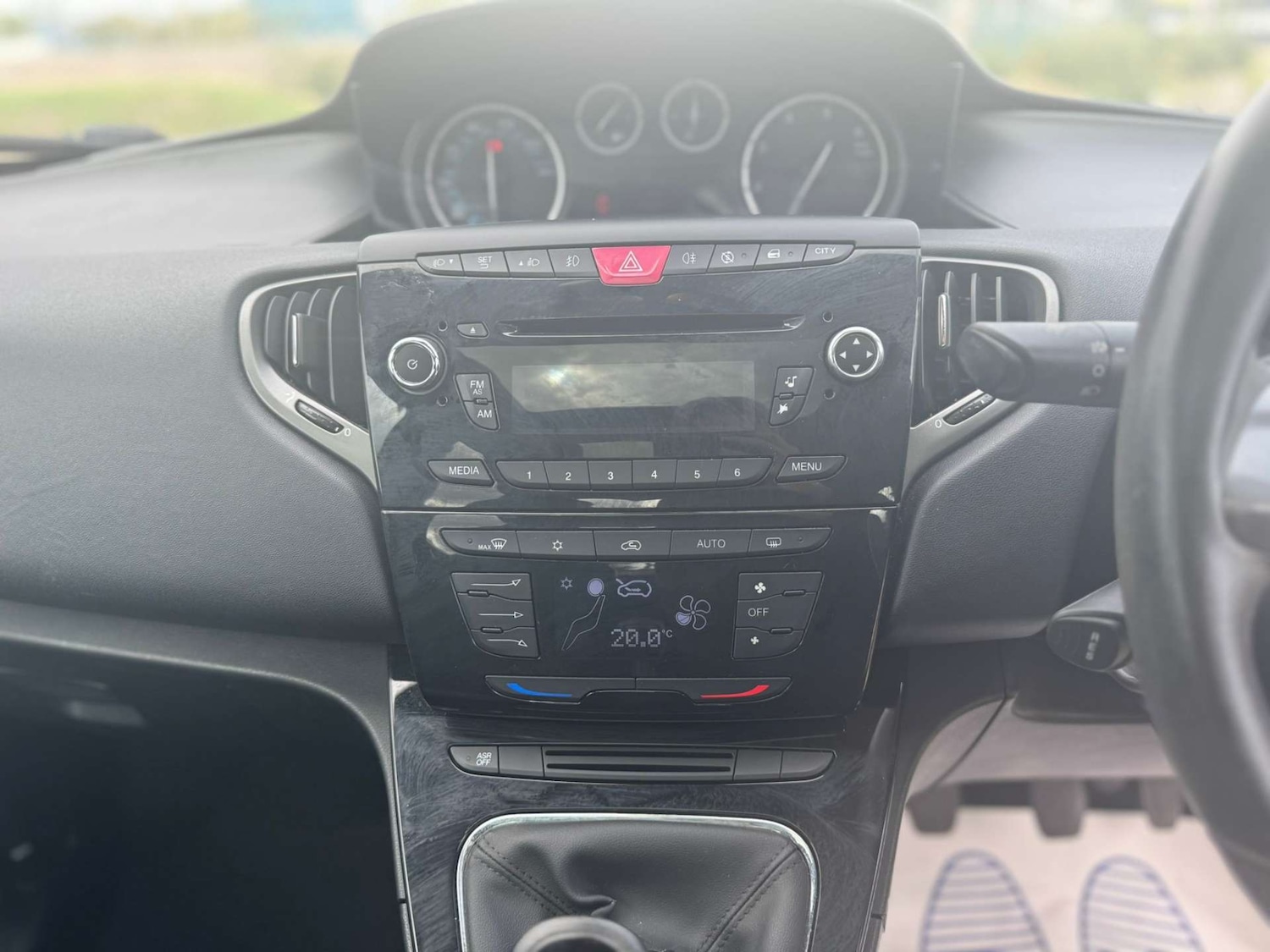 Vehicle 22