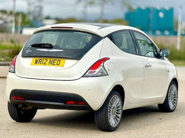 Used Chrysler Ypsilon 2012 for sale - 75463675: Photo 39