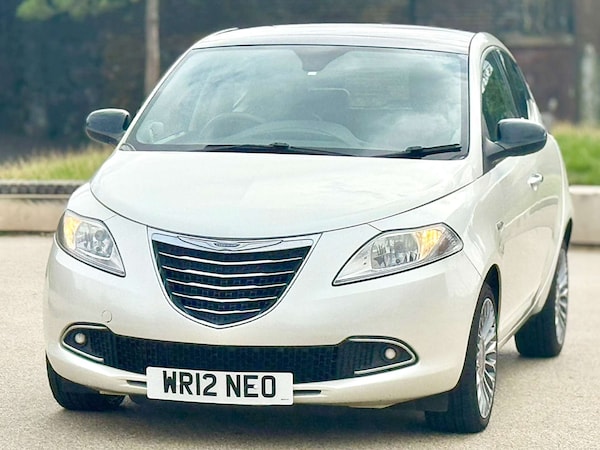 Used Chrysler Ypsilon 2012 for sale - 75463675: Photo 51