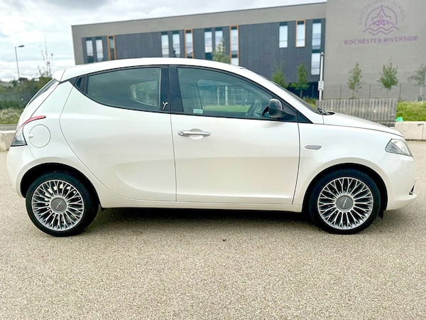 Used Chrysler Ypsilon 2012 for sale - 75463675: Photo 53