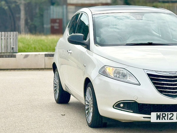 Used Chrysler Ypsilon 2012 for sale - 75463675: Photo 54