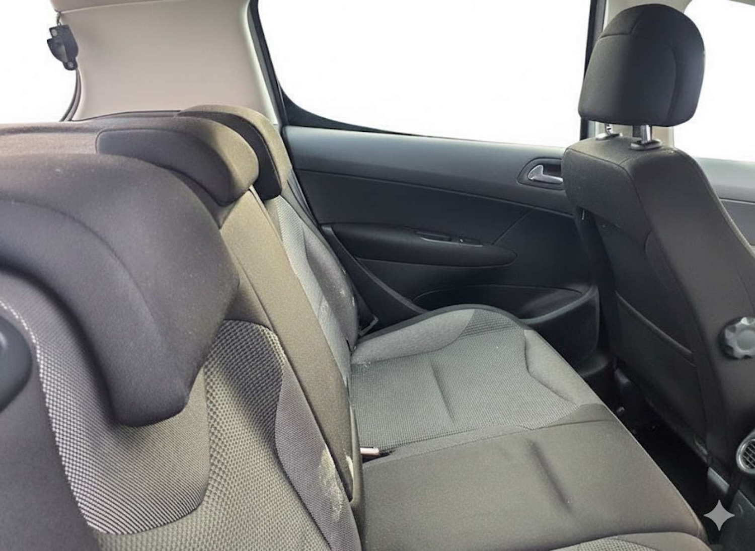 Used Peugeot 308 2008 for sale - 77581087: Photo 16