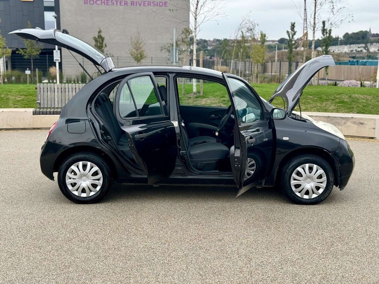 Used Nissan Micra 2004 for sale - 76601324: Photo 17
