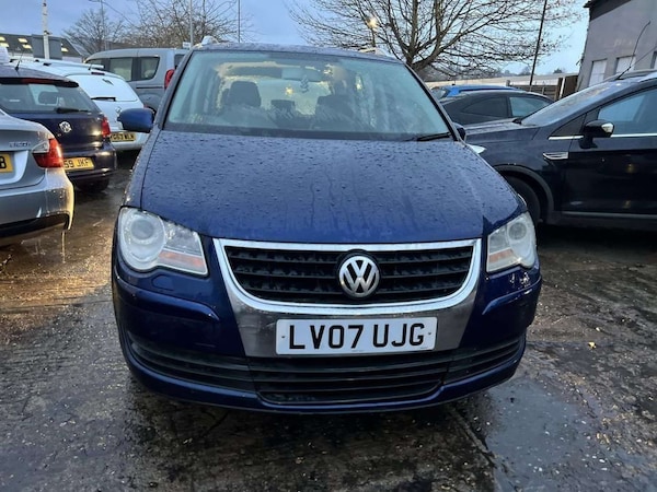 Used Volkswagen Touran 2007 for sale - 73840939: Photo 2