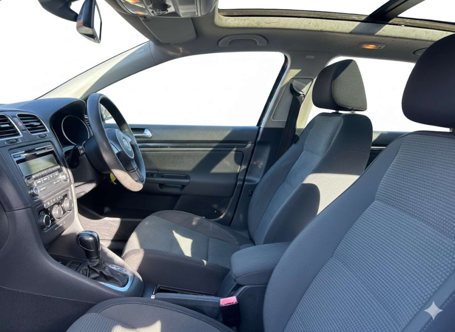 Used Volkswagen Golf 2011 for sale - 78111278: Photo 11