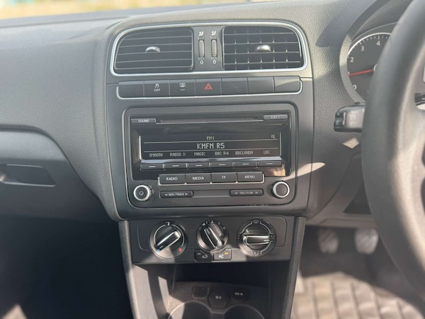 Used Volkswagen Polo 2014 for sale - 76208639: Photo 47