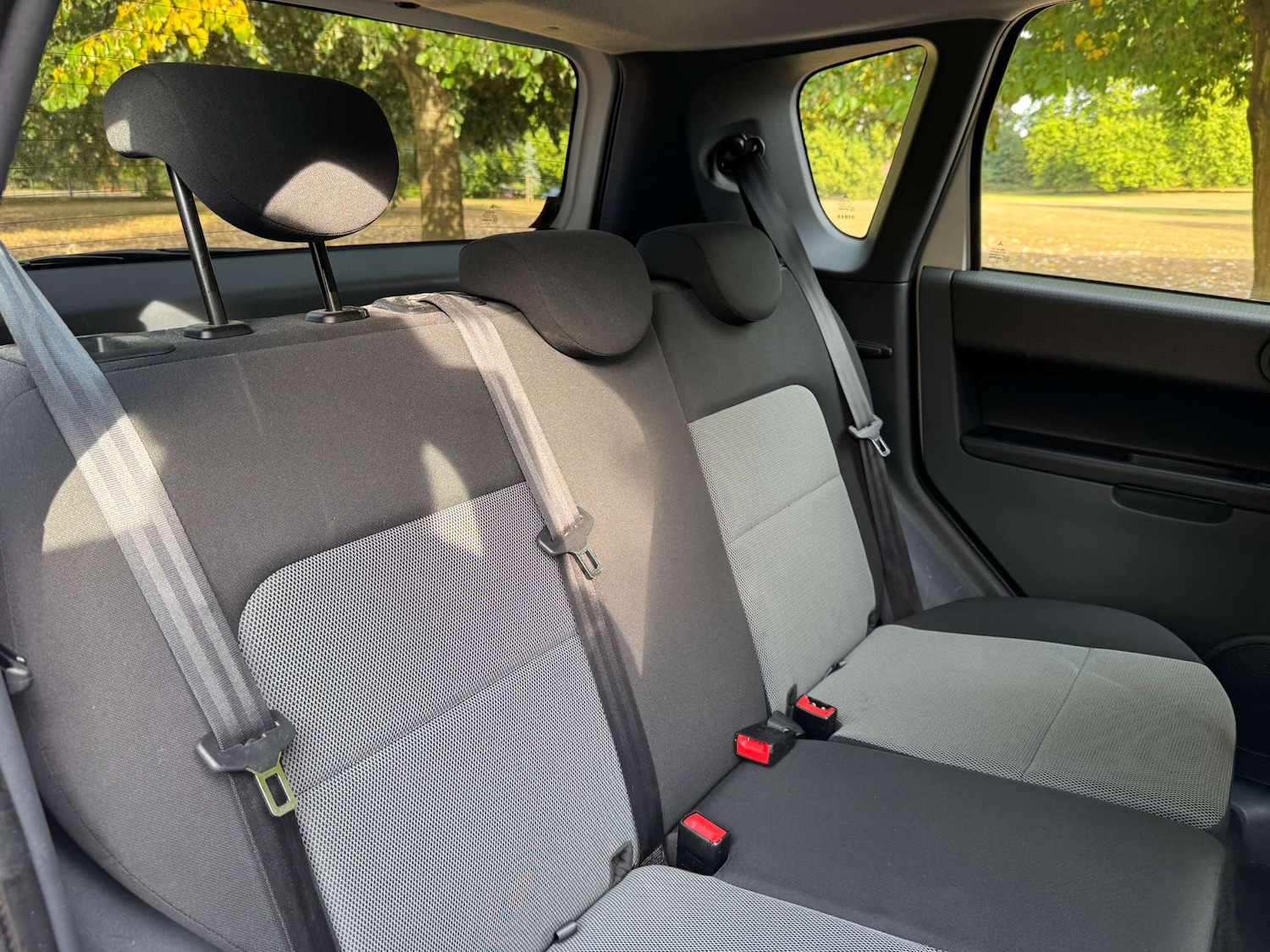 Used Mitsubishi Colt 2013 for sale - 76602032: Photo 20