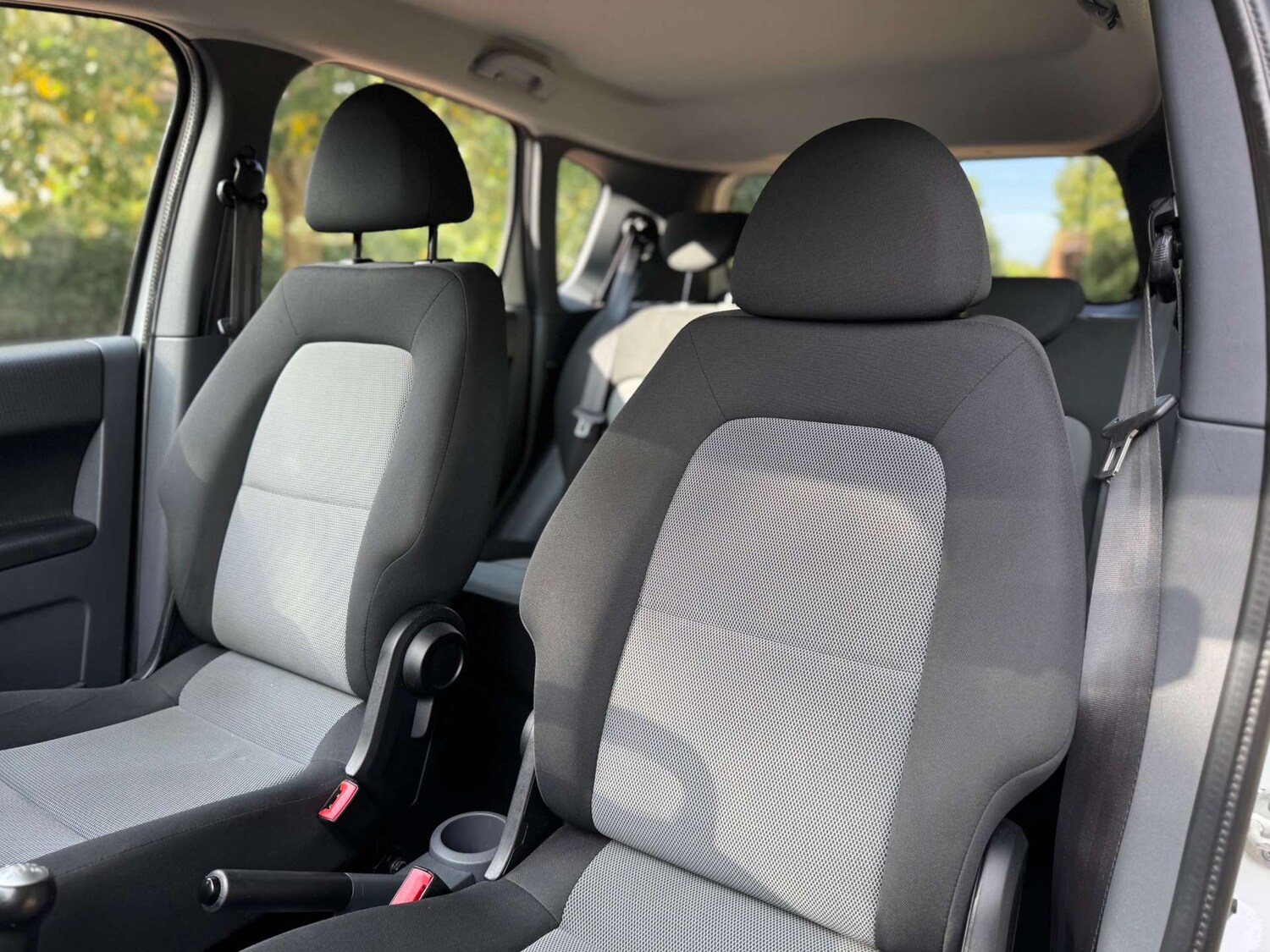 Used Mitsubishi Colt 2013 for sale - 76602032: Photo 43