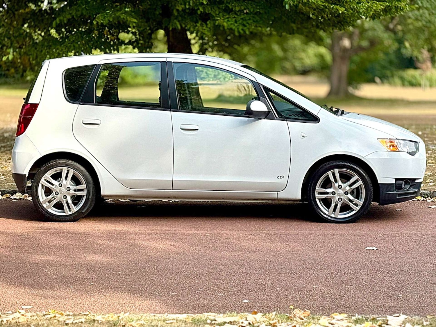 Used Mitsubishi Colt 2013 for sale - 76602032: Photo 9