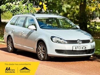 Volkswagen - Golf