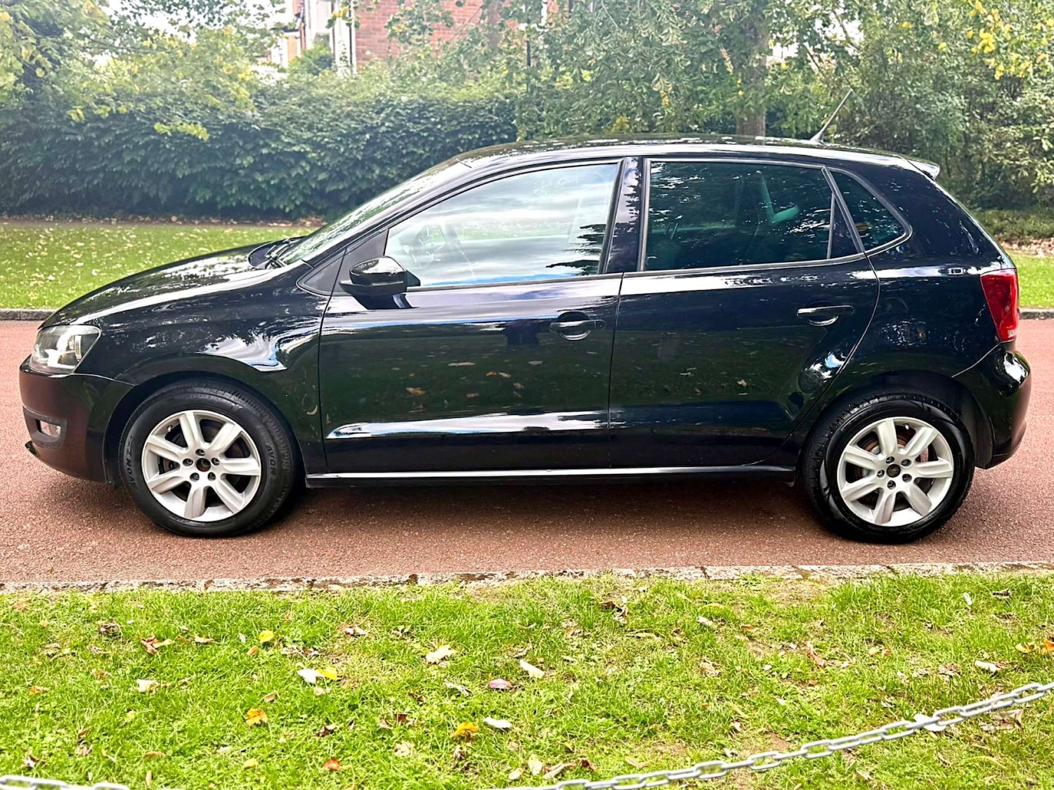 Used Volkswagen Polo 2013 for sale - 77200729: Photo 14