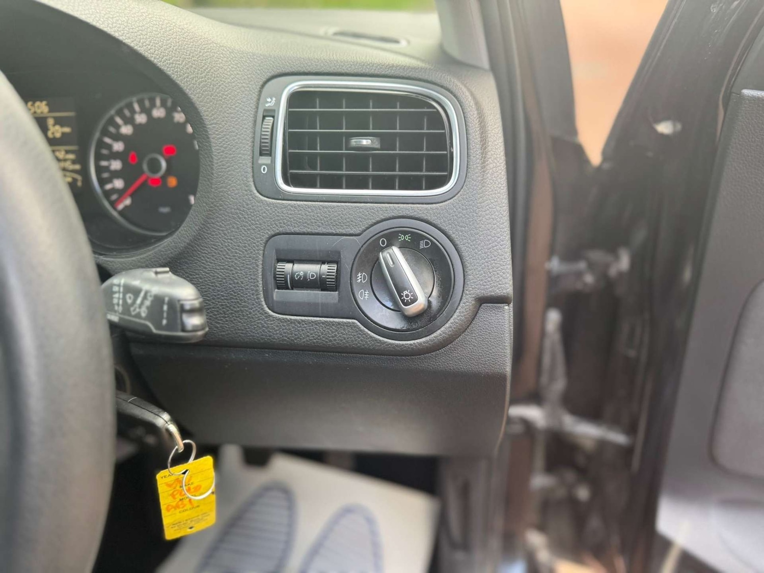 Used Volkswagen Polo 2013 for sale - 77200729: Photo 47