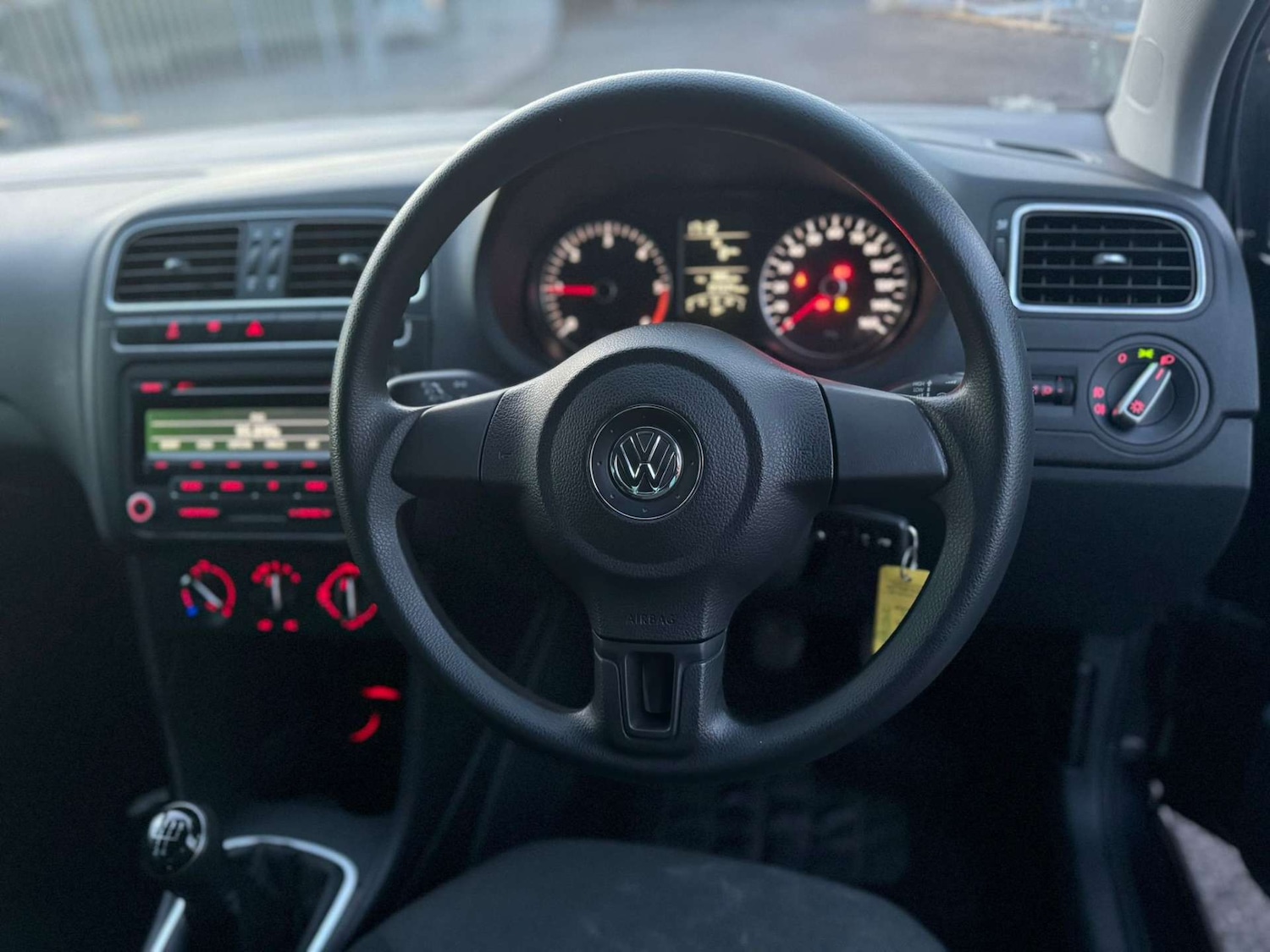 Used Volkswagen Polo 2013 for sale - 77200729: Photo 61