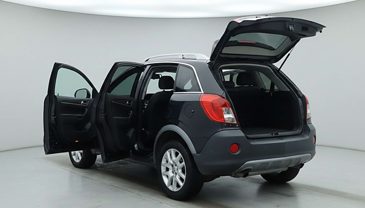 Used Vauxhall Antara 2012 for sale - 77353605: Photo 5