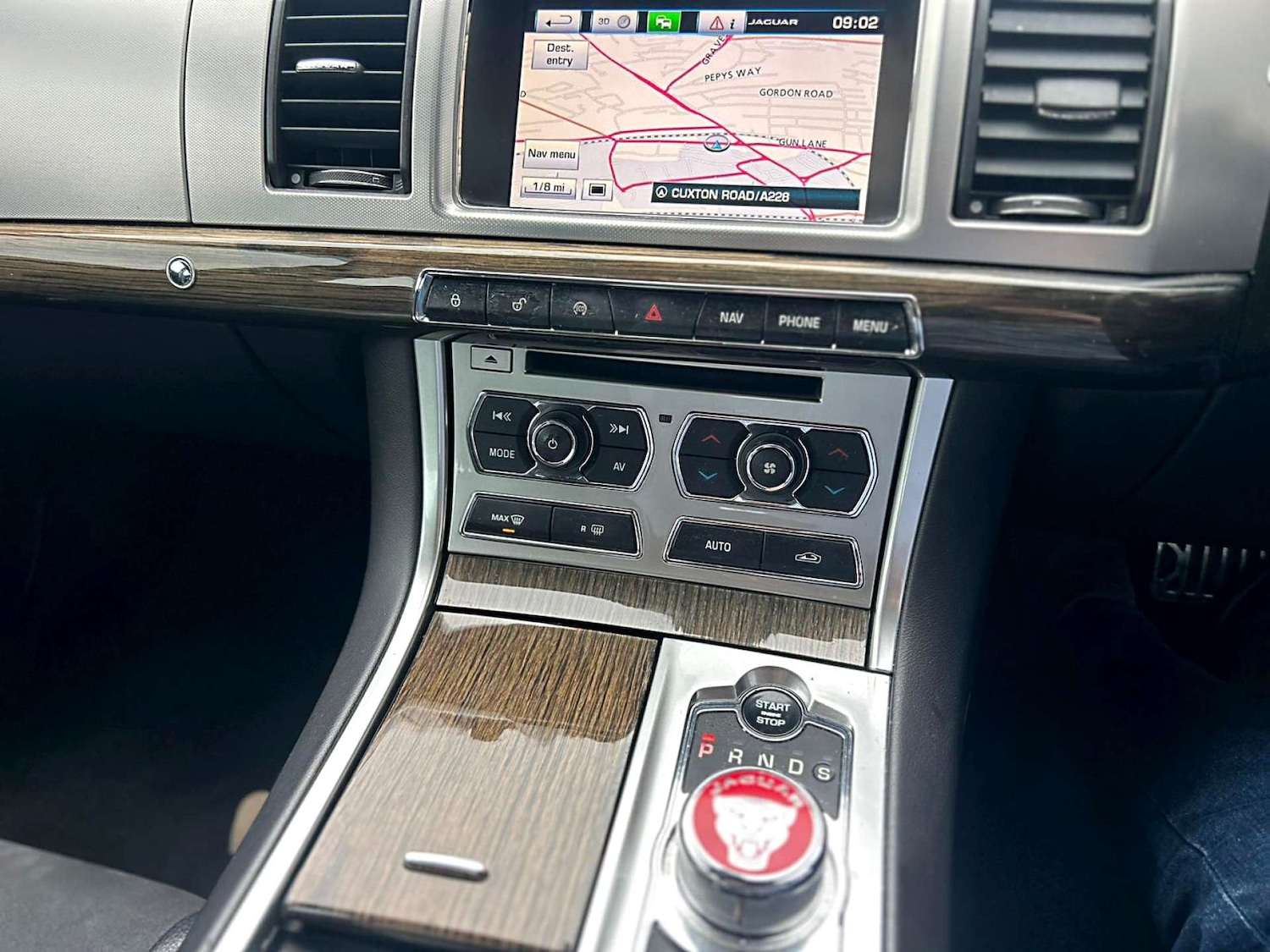 Used Jaguar XF 2014 for sale - 76404372: Photo 14