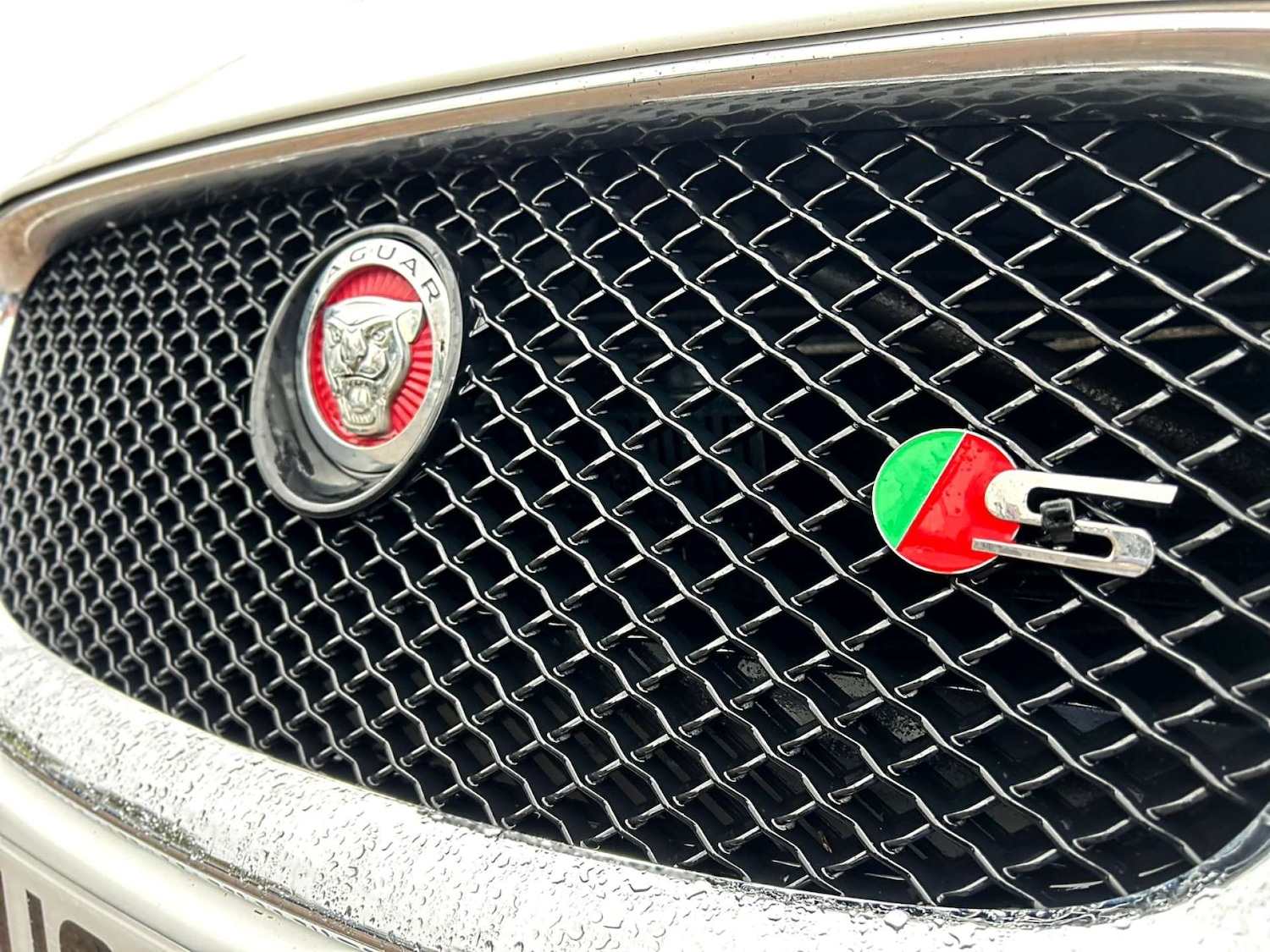 Used Jaguar XF 2014 for sale - 76404372: Photo 9