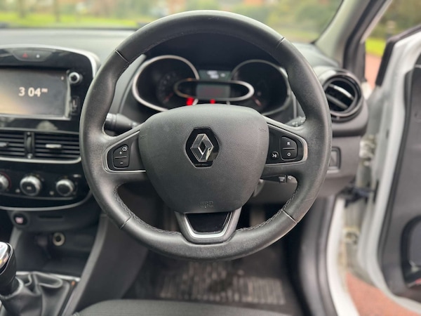 Used Renault Clio 2017 for sale - 74435614: Photo 20