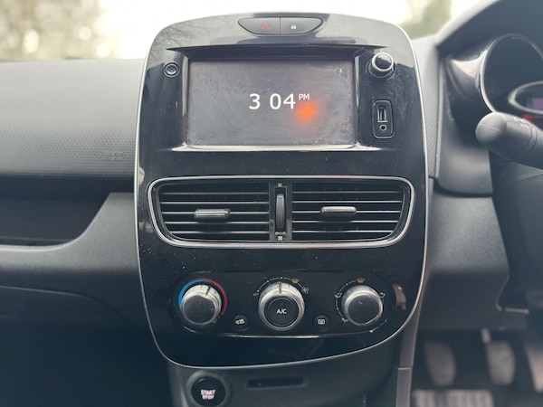 Used Renault Clio 2017 for sale - 74435614: Photo 36