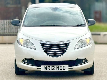 Used Chrysler Ypsilon 2012 for sale - 76602071: Photo