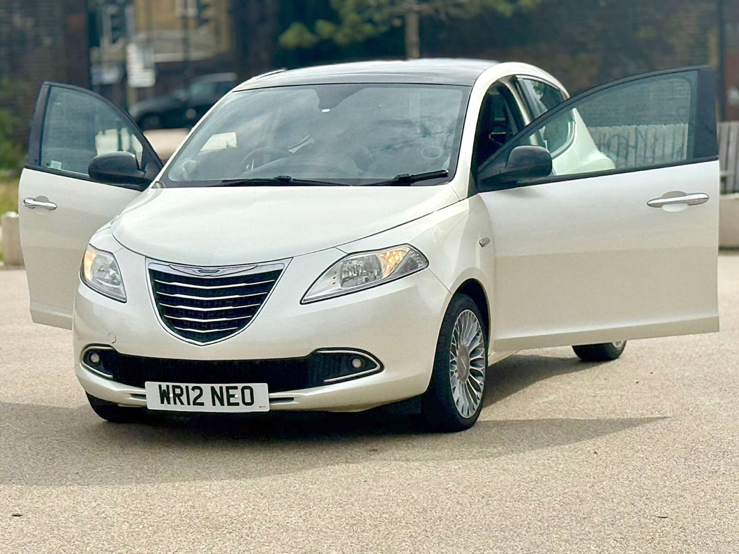 Used Chrysler Ypsilon 2012 for sale - 76602071: Photo 3
