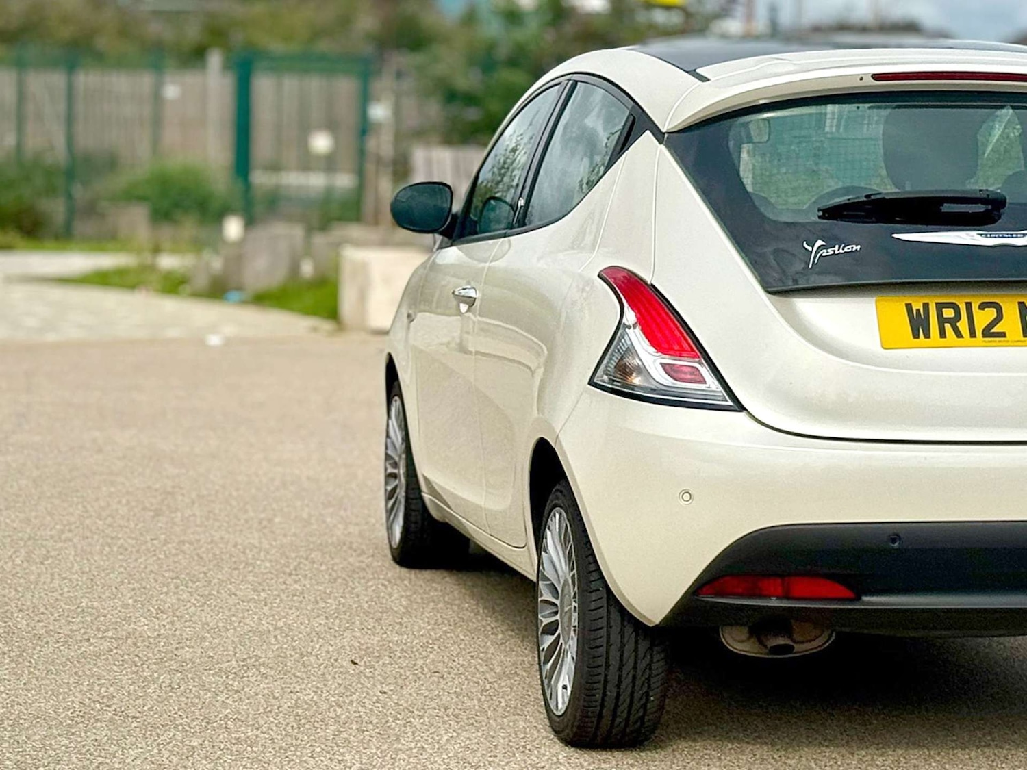 Used Chrysler Ypsilon 2012 for sale - 76602071: Photo 41