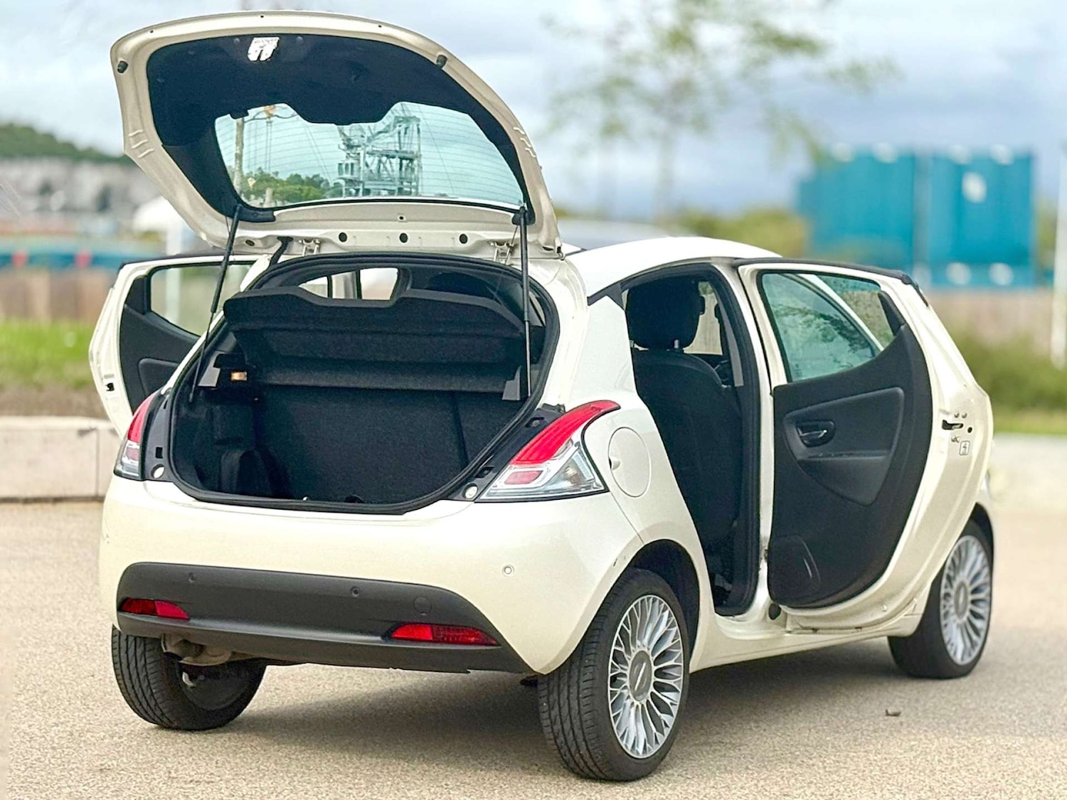 Used Chrysler Ypsilon 2012 for sale - 76602071: Photo 56