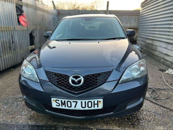 Used Mazda Mazda3 2007 for sale - 73841040: Photo 2