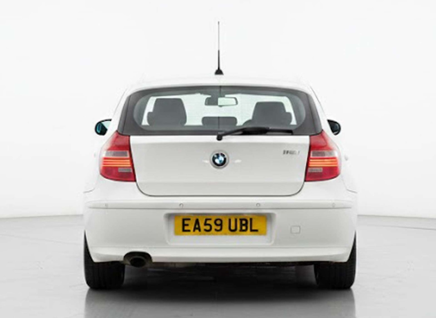 Used BMW 1 Series 2009 for sale - 76830100: Photo 4