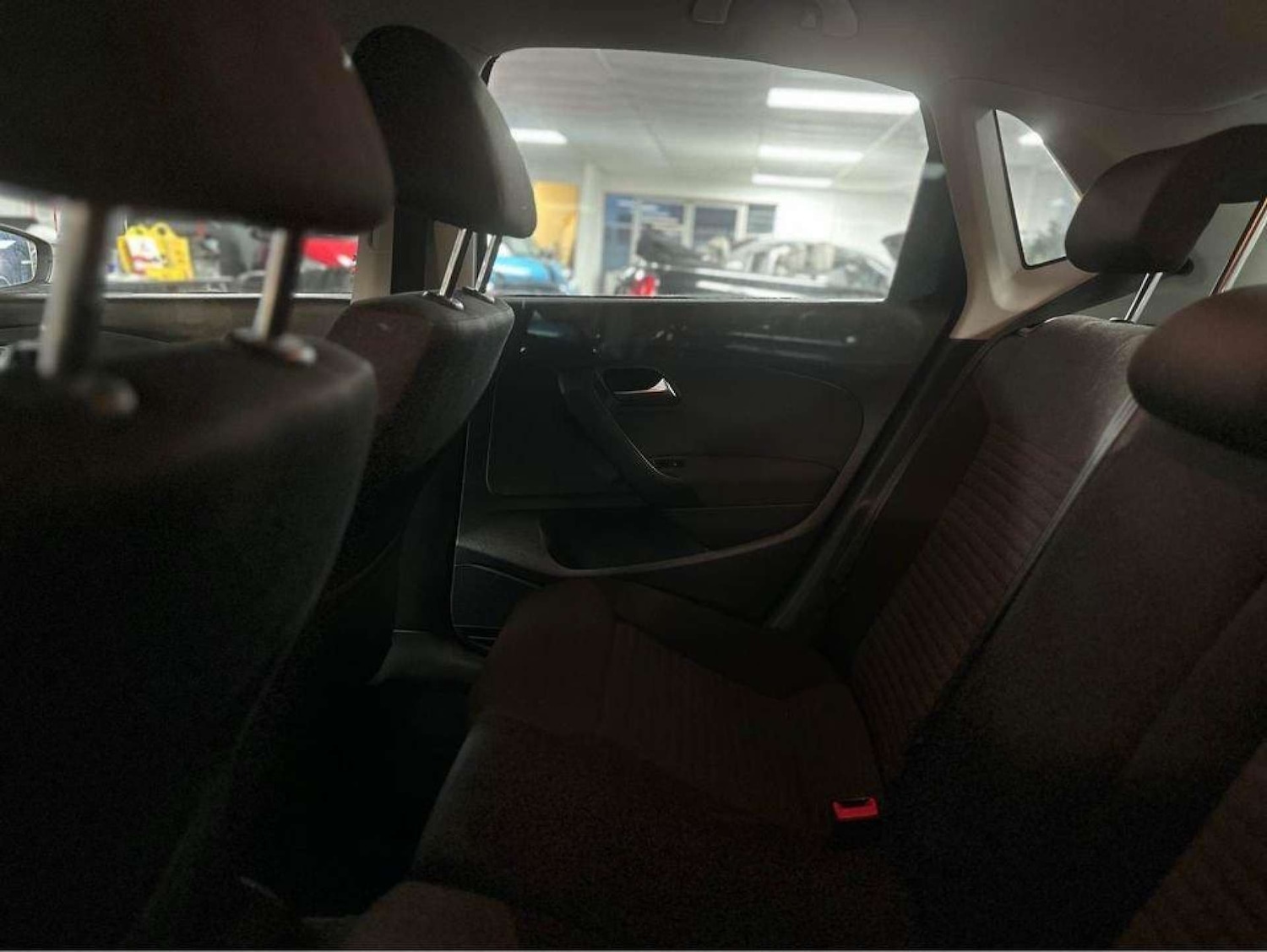 Used Volkswagen Polo 2010 for sale - 76278203: Photo 15