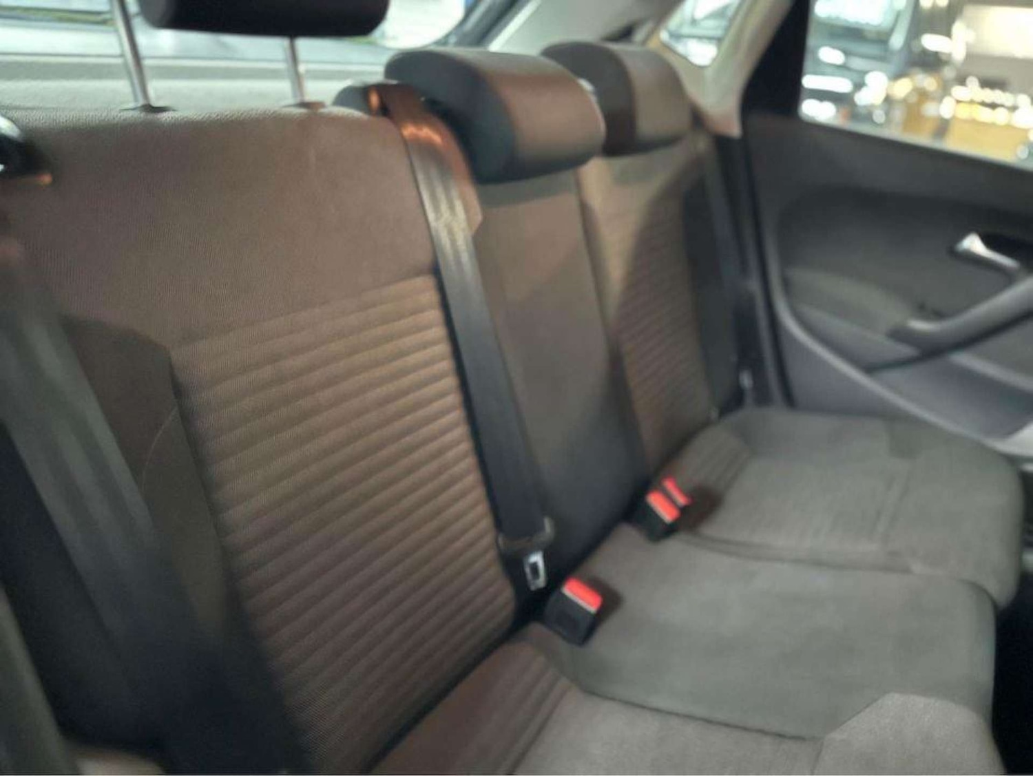 Used Volkswagen Polo 2010 for sale - 76278203: Photo 17