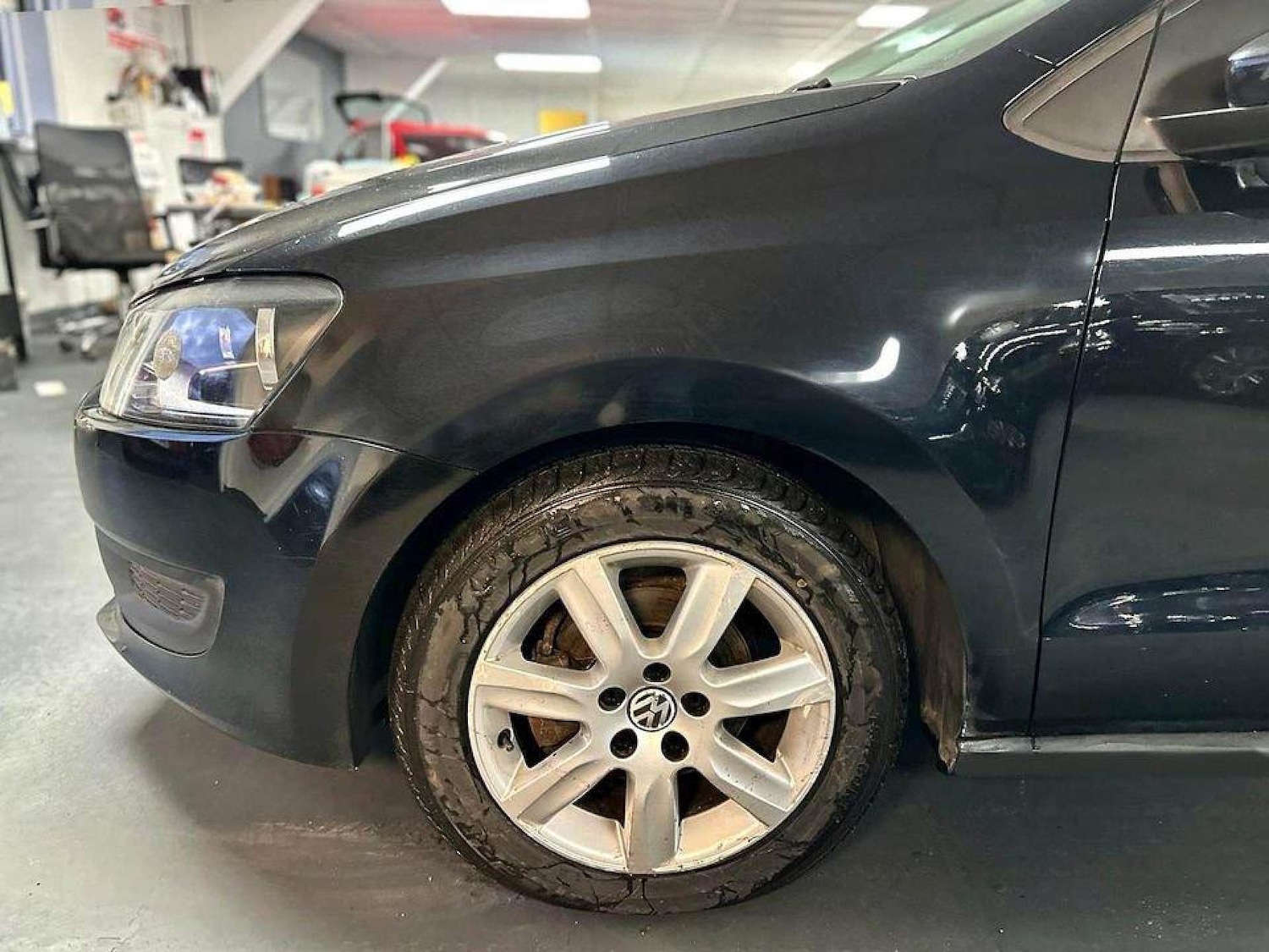 Used Volkswagen Polo 2010 for sale - 76278203: Photo 18