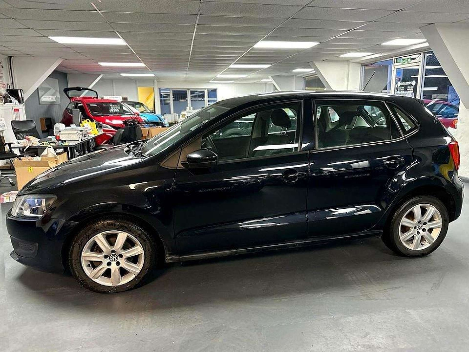 Used Volkswagen Polo 2010 for sale - 76278203: Photo 7