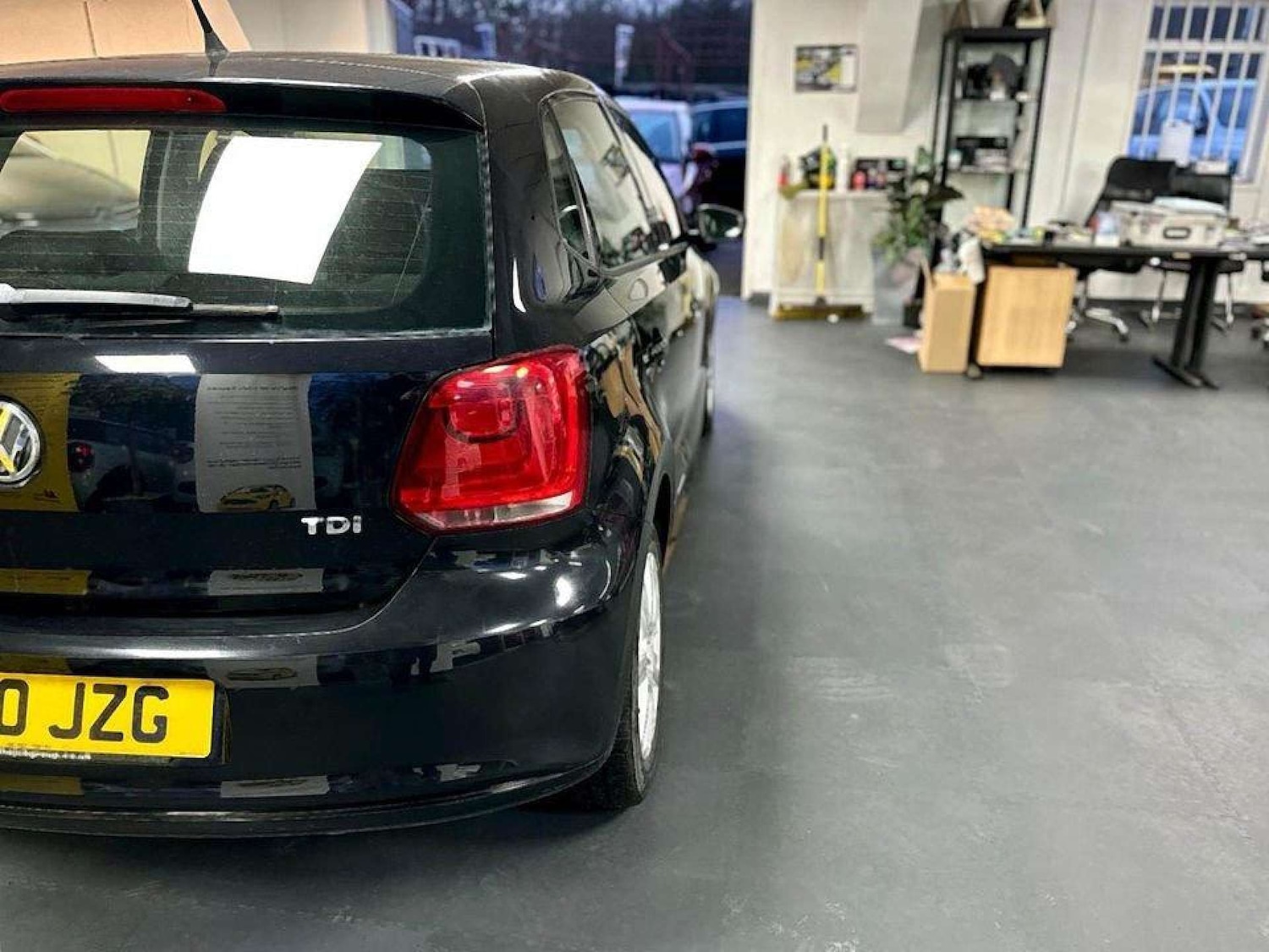 Used Volkswagen Polo 2010 for sale - 76278203: Photo 9