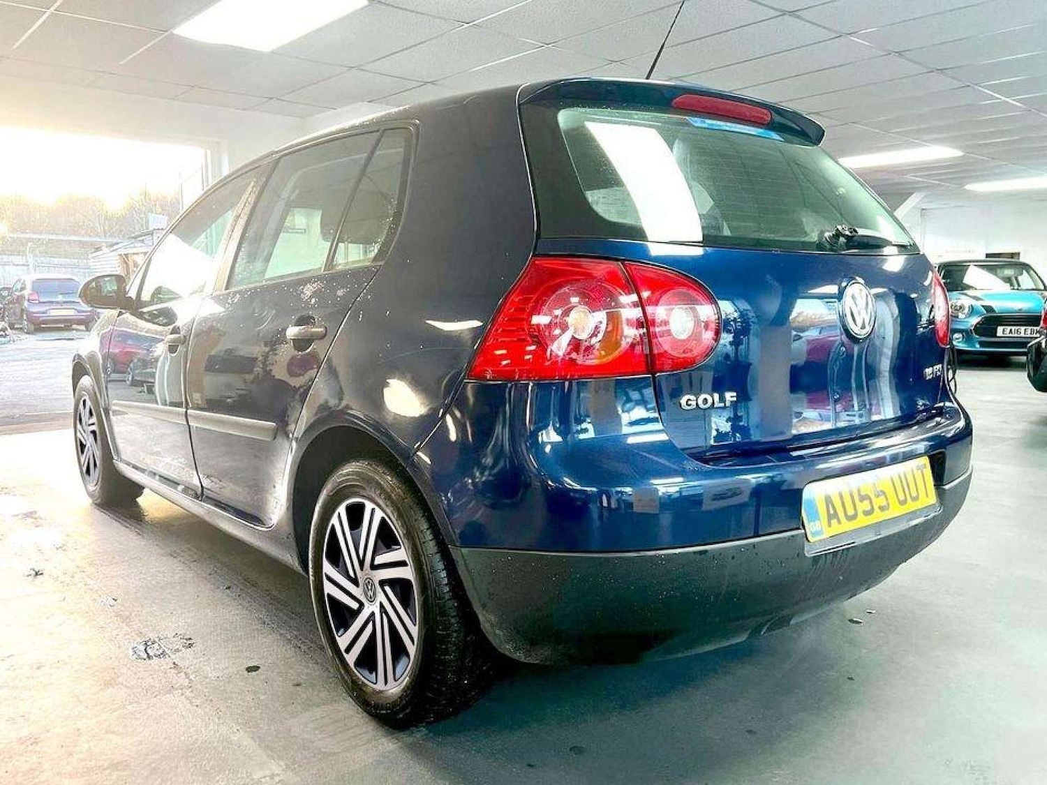 Used Volkswagen Golf 2005 for sale - 76601283: Photo 2