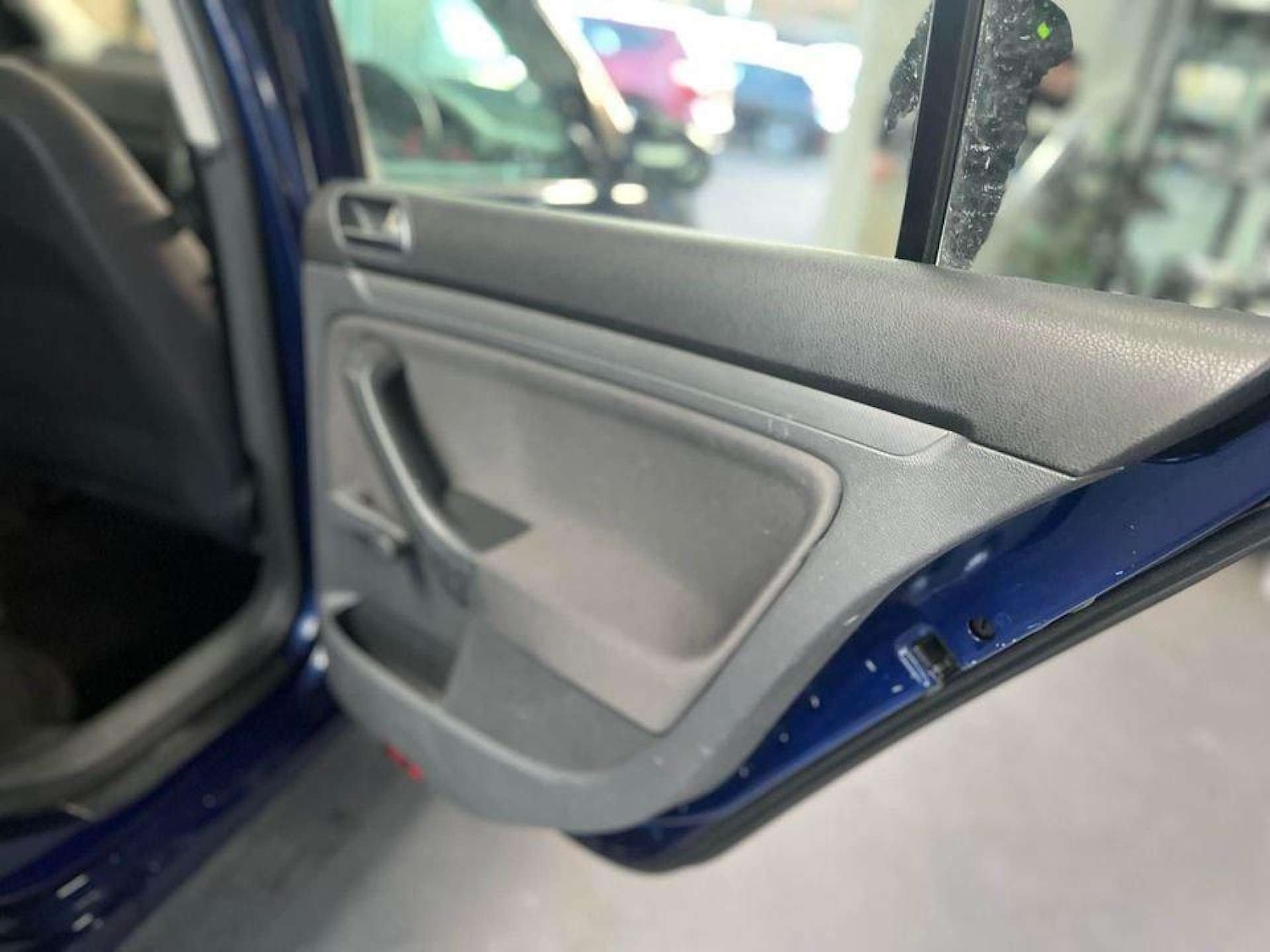 Used Volkswagen Golf 2005 for sale - 76601283: Photo 23