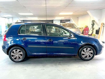 Used Volkswagen Golf 2005 for sale - 76601283: Photo