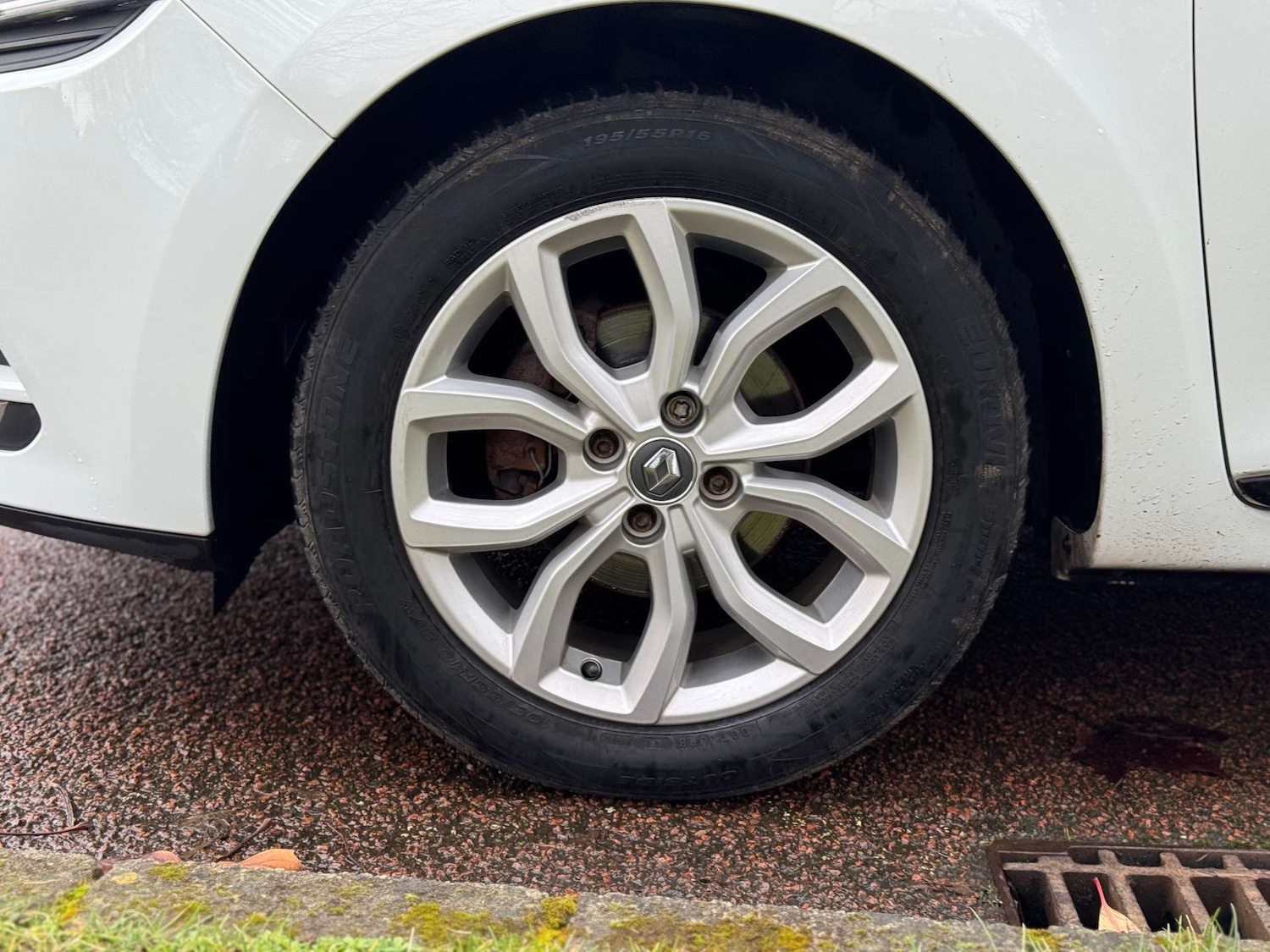 Used Renault Clio 2017 for sale - 76602101: Photo 10